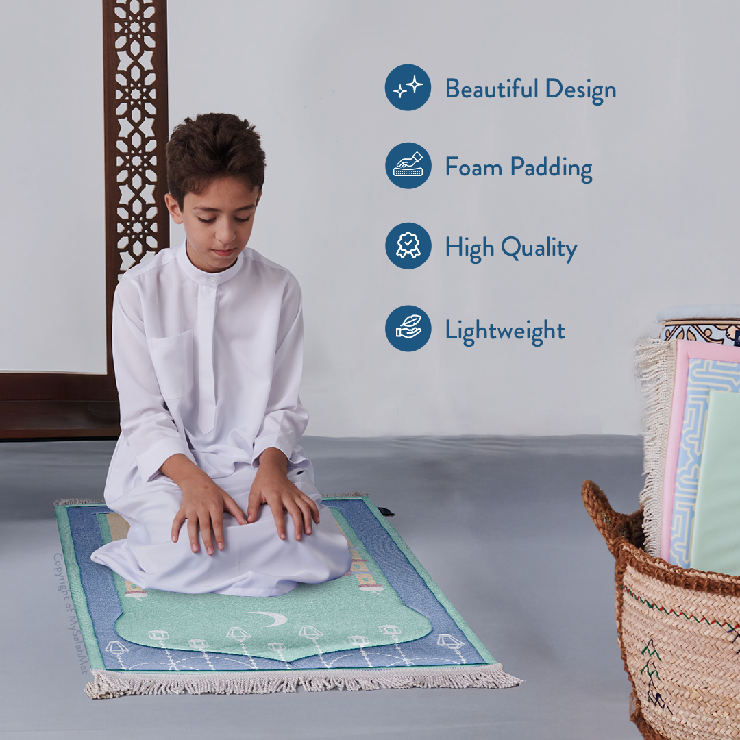 Padded Kids Prayer Mat with Aqua Mumbai Mosque Design by Urban Rugs UK | Ramadan & Eid Gift